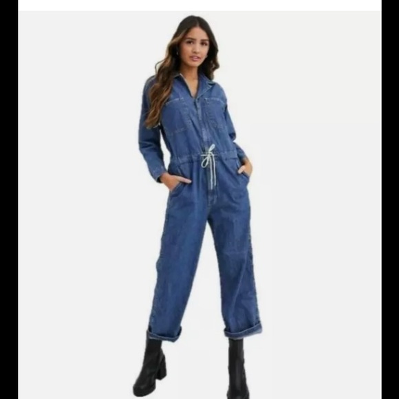 COPY - Levi’s medium wash denim jumpsuit - Picture 1 of 3